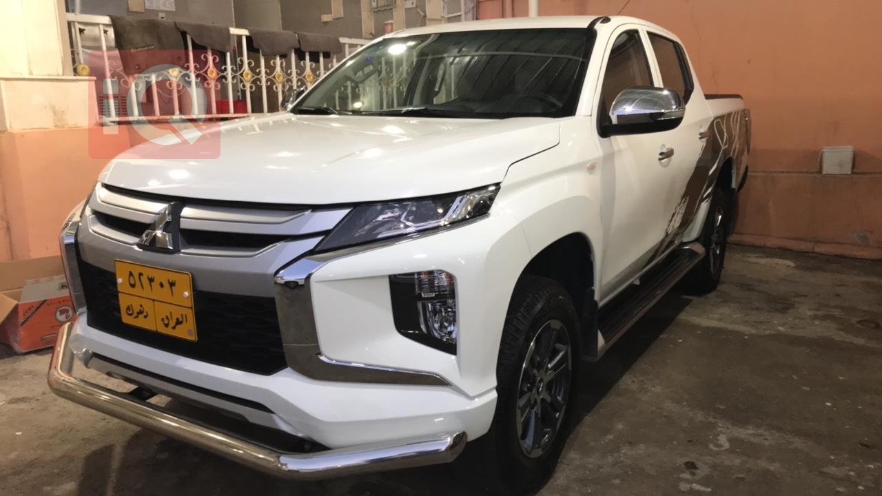 ميتسوبيشي L200